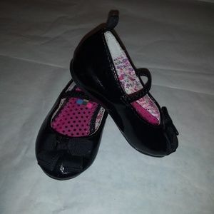 Girls black dress shoes
